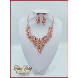  NAGY KÖVEKKEL DÍSZÍTETT STRASSZOS NYAKÉK-SZETT GOLD-ROSE SZÍNŰ YJ-22604.GR.
